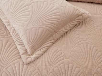 Покрывало Софи де Марко Ариэль (светло бежевое) 240х260